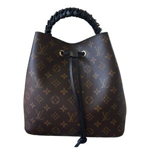 Lv Neo bag LIKE NEW WORN FOUR TIMES